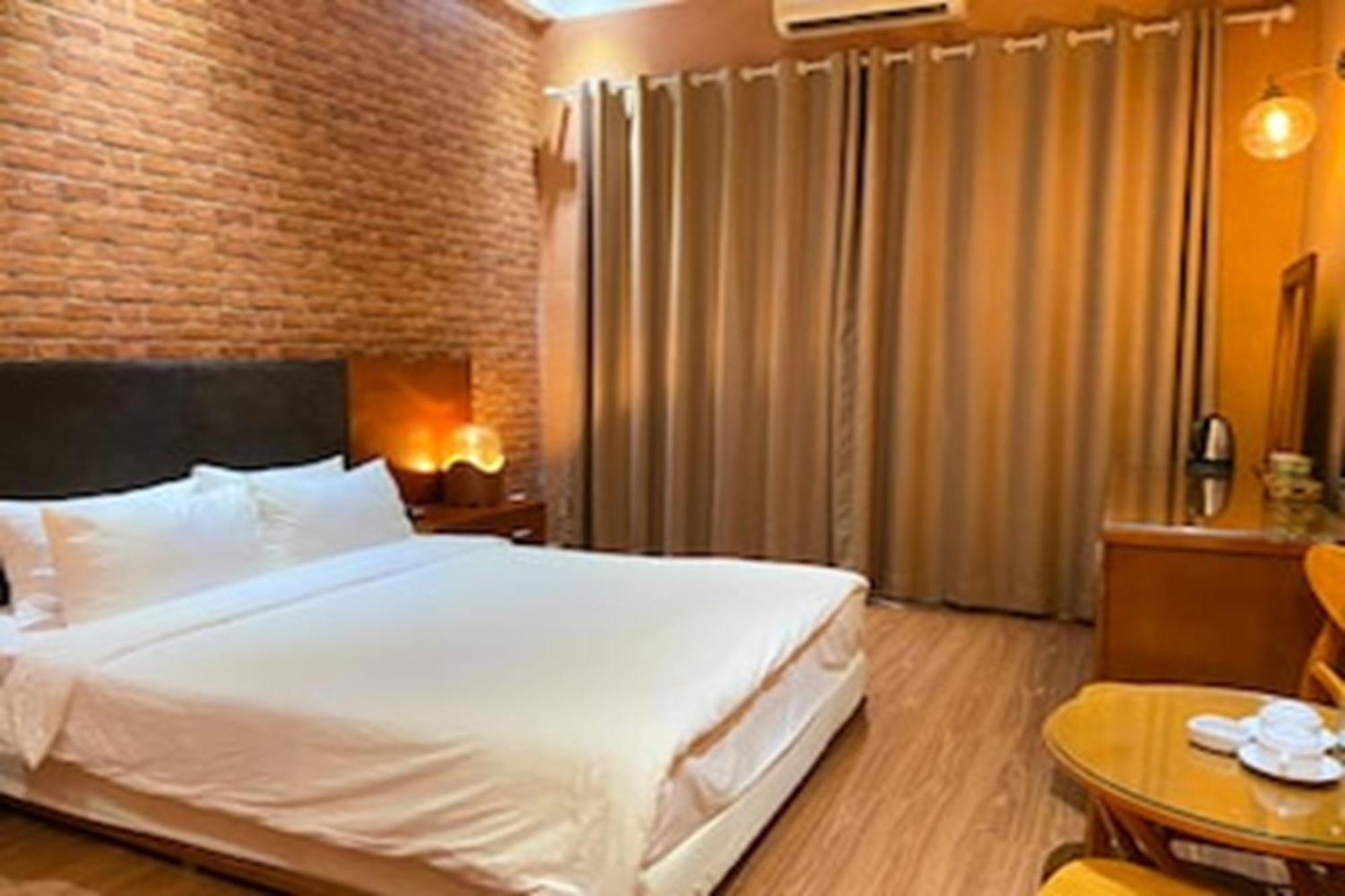 Super Oyo Capital O 1173 Le Grand Hanoi Hotel - The Ruby Exteriör bild
