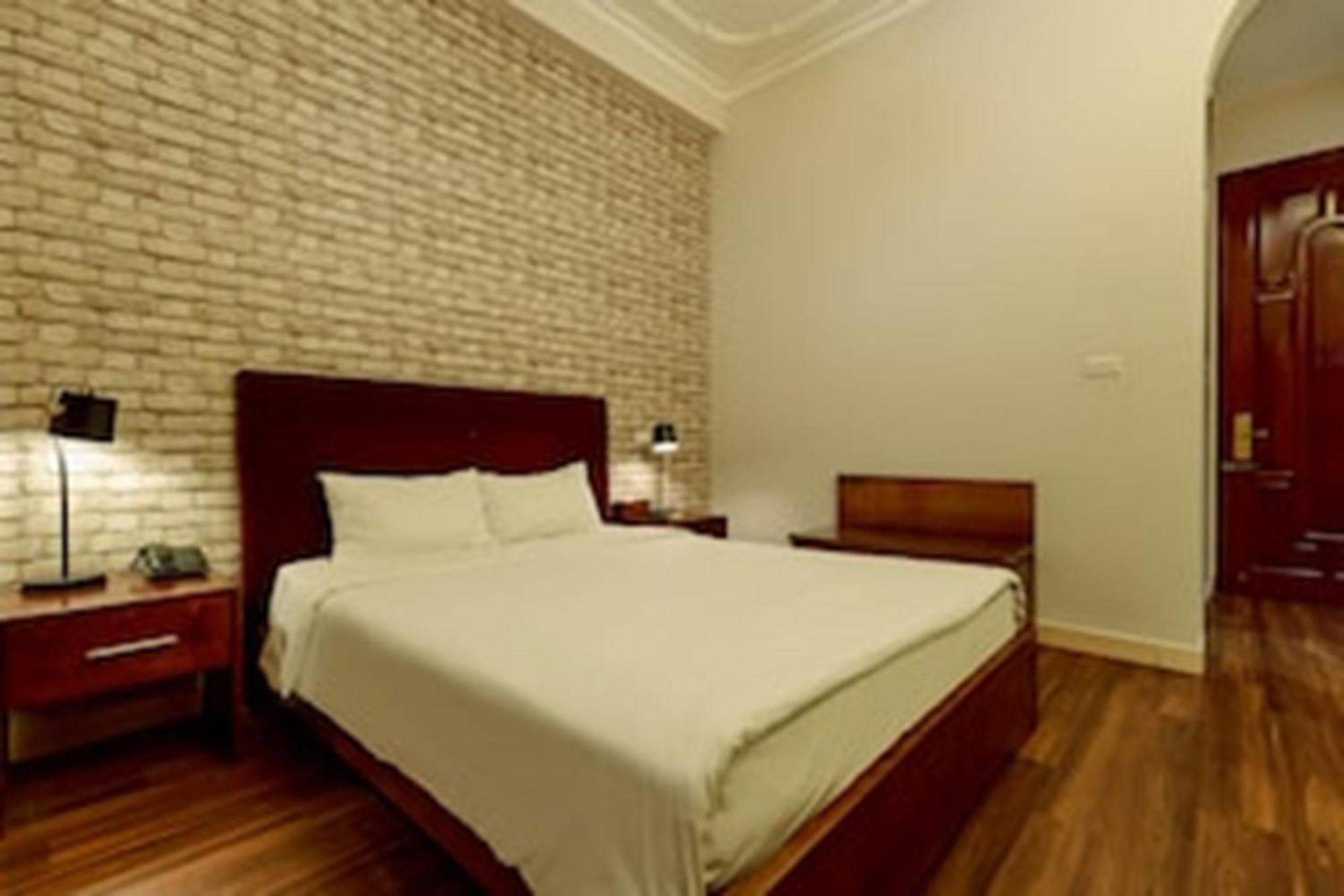 Super Oyo Capital O 1173 Le Grand Hanoi Hotel - The Ruby Exteriör bild